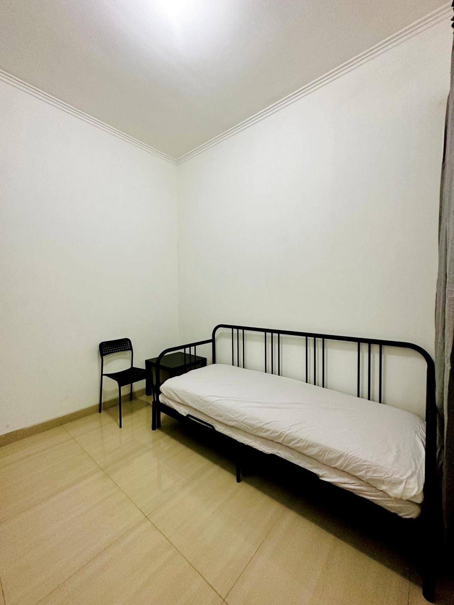 4-Bedroom Home In South Jakarta Nuansa Swadarma Residence By Le Ciel Hospitality 외부 사진
