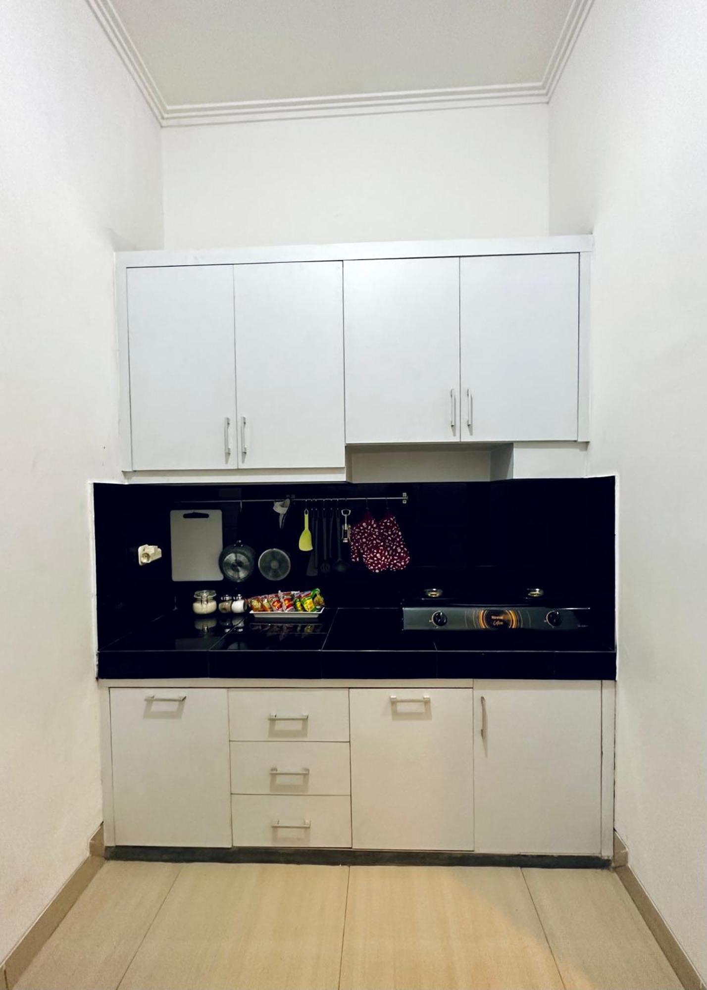 4-Bedroom Home In South Jakarta Nuansa Swadarma Residence By Le Ciel Hospitality 외부 사진