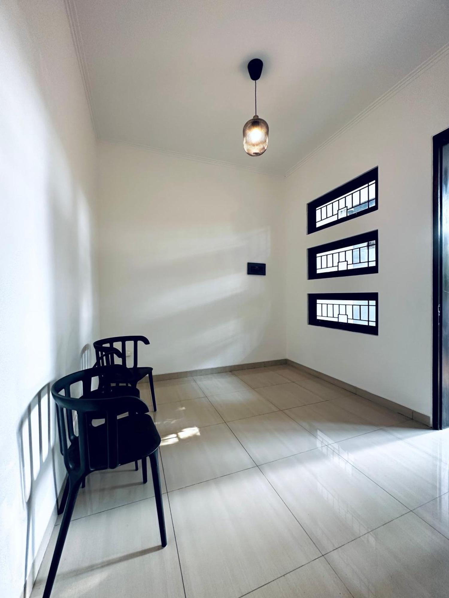 4-Bedroom Home In South Jakarta Nuansa Swadarma Residence By Le Ciel Hospitality 외부 사진