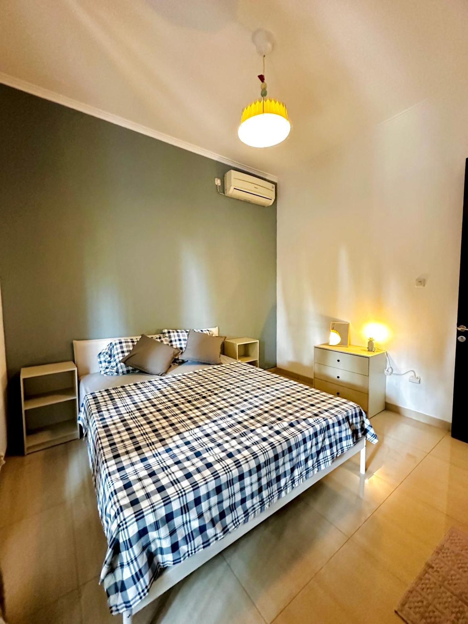 4-Bedroom Home In South Jakarta Nuansa Swadarma Residence By Le Ciel Hospitality 외부 사진